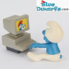 40249: Computer Smurf