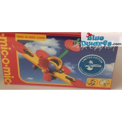 1 mic-o-mic vliegtuigje met engeltje (Kleine vliegtuig DragonFly, Type 7A)