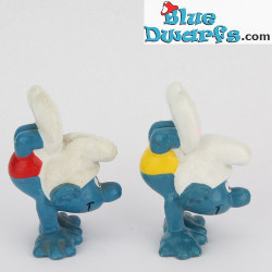 20084: Handstand Smurf