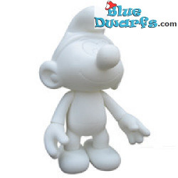 Plastic puffo mobile *Unicef* ( +/- 30 cm)