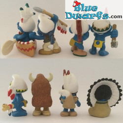 20549: Canoe Smurf (native americans 2007)