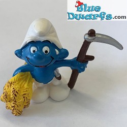 20145: Smurf with scythe - mat colours - Schleich - 5,5cm