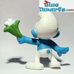Smurf with Flower - Mc Donalds figurine (2018 / +/- 7 cm)
