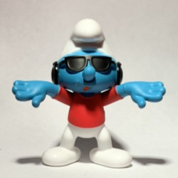 DJ Smurf - Mc Donalds figurine (2018 / +/- 7 cm) - Schleich - 5,5cm