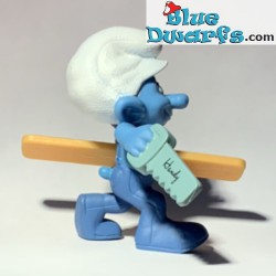 Handy smurf with timber - Movie Figurine toy - Mc Donalds Happy Meal - 2011 - 8cm