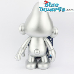 Silberfarbener Schlumpf 20 cm – Vinyl Global Smurfday Figur – mit beweglichem Kopf und Armen