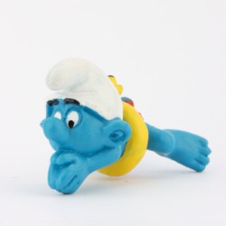 20025: Swimming Smurf/ Yellow tube + black spot + unvisible mouth+ newer model - Schleich - 5,5cm