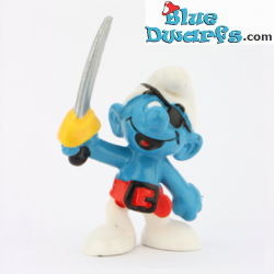 20104: Piraat Smurf met zwaard en rode riem - Schleich of Bully - 5,5cm