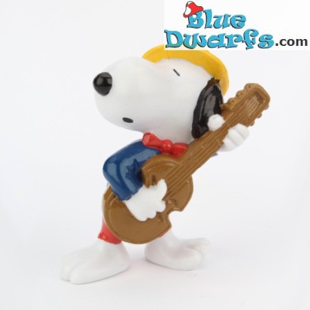 Peanuts/ Snoopy figuurtje met gitaar Schleich (+/- 6 cm)