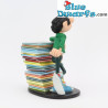 Guust Flater met stapel boeken - Plastoy - 2020 - 17cm