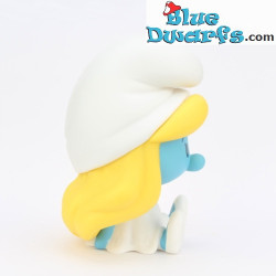 Zittende Smurfin - Mini spaarpotje - Plastoy Chibi serie - 16 cm