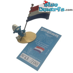 Smurf met Nederlandse vlag - Pixi en de smurfen - Metalen smurfen figuurtje - Gelimiteerd 100 stuks- 2022