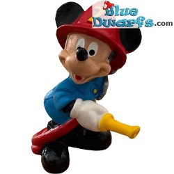 Mickey Mouse as fireman +/-...