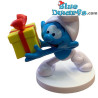 Lolsmurf met geschenk - verzamelfiguurtje op rondje Sbabam - 7,5cm (Nr 8)