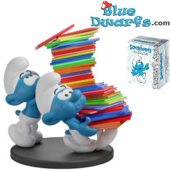 Smurfs with stack of comics - Resin figurine statue - Plastoy - 20cm