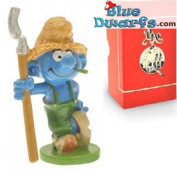 pixi06439: Farmer Smurf...