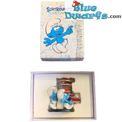 Smurfs with stack of comics - Resin figurine statue - Plastoy - 20cm