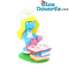Schtroumpfette avec arrosoir - Kinder Suprise 2008 - 4cm