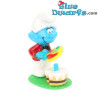 Maler Schlumpf mit Kuchen - Kinder Suprise Ü-Ei 2008 - 4cm