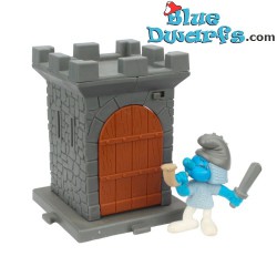Puffo Guerriero con Torre Medievale - McDonalds Happy Meal - 2005 - 5,5cm