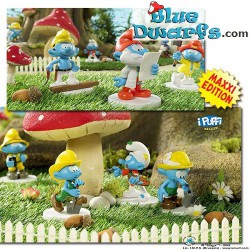 Gardener Smurf with shovel - Collectible figurine with Greek booklet in box - 7,5cm - Nr. 4