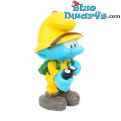 Jungle Nature Watcher Smurf - collector item on pedestal - Sbabam - 7,5cm (Serie 2 NR 9)