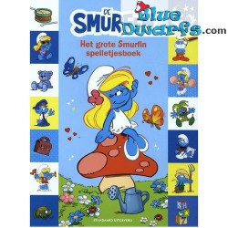 Smurfs Coloring Book - Cutting and Pasting with the Smurfs - Smurfette