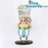Obelix met stapel boeken - kunstharsfiguur Asterix & Obelix - Plastoy - 15 cm
