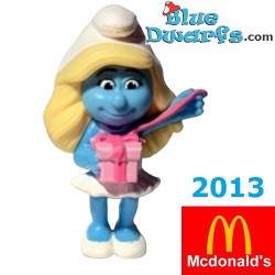 Smurfette with present - Movie Figurine toy - Mc Donalds Happy Meal - 2013 - 8cm