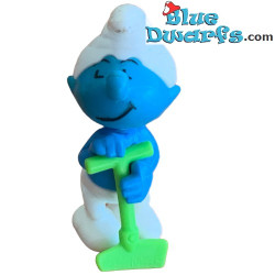 Pitufo granjero con pala - Jardineros - Ferrero Kinder Suprise 1997 - 5cm