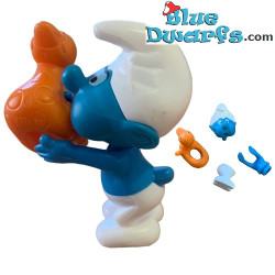 Schtroumpf avec canard gonflable -  Ferrero Kinder Suprise - 2001- 5cm