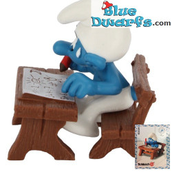 40220: Pitufo estudiante con lápiz (Super Pitufo/ MIB) - Schleich - 5,5cm