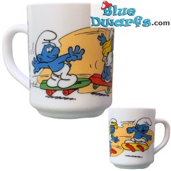 Vintage Smurf mug - Smurfs on skateboard - Ceramic - +/-7x9cm