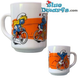 Vintage Smurf mug - Cycling smurfs - Ceramic - +/-7x9cm