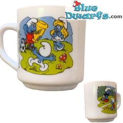 Vintage Smurf mug - Soccer game with smurf with cup - Ceramic - +/-7x9cm
