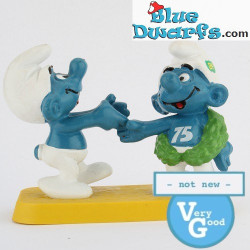 20058 & 20067: Puffo Vincitore 75 & Puffo che si congratula - BP - Schleich - 5,5cm - VG