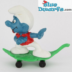 40204: Skateboard Smurf