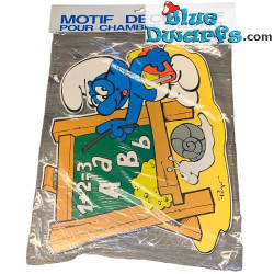 Brillenschlumpf Schlumpf mit Tafel – Die Schlümpfe Pappkarton – Wandaufkleber - 39 x 32 cm