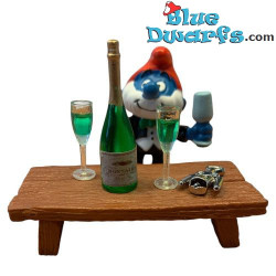 Set wijnfles, wijnglazen en flesopener - Smurfen Decoratieproduct - Smurf Niet Inbegrepen - +/- 2 cm