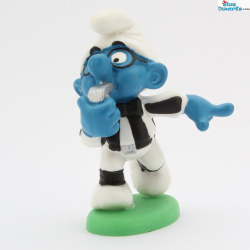 20191: Scheidsrechter Smurf (geen gras/ matte variant)