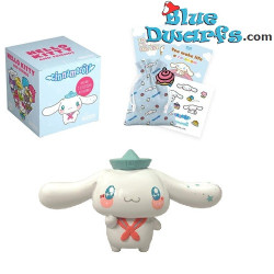 Cinnamoroll - Hello Kitty & Friends - Toy Figure + Hello Kitty Merchandise in Giftbox