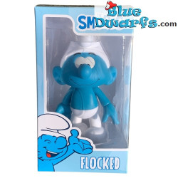Pitufo azul/blanco 20 cm – Soft Touch (flocado) – Figura Global Smurfday de vinilo – con cabeza y brazos móviles