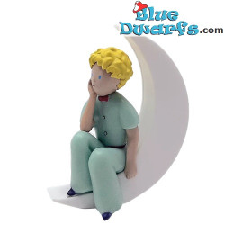 De Kleine zittend op de maan – Beeldje van De Kleine Prins – Plastoy – 7 cm