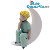 El Principito sentando en la luna – Figura del Principito – Plastoy – 7 cm