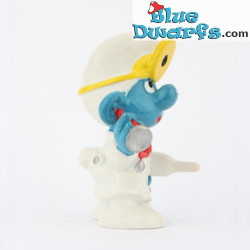 20037: Docteur Schtroumpf - stéthoscope jaune - Schleich - 5,5cm - Très bon état