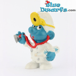 20037: Doctor Smurf - yellow stethoscope variant - Schleich - 5,5cm - Very Good Condition