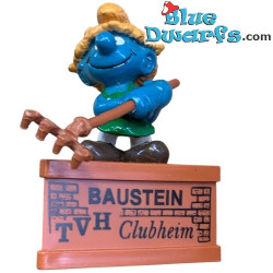 20138: Haymaker Smurf - Baustein TVH Clubheim - (Pedestal) - Promotional Smurf - Schleich - 5,5cm