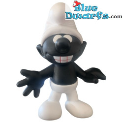 20007: Boze Smurf - tussenholte tanden rood - UDF - 2023 - Medicom - 8cm