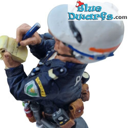 Policía - Figurita de la Colección Profisti - Parastone - 33 cm