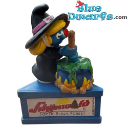 20547: Heks Smurfin (Halloween 2006) - Schönwald - Sokkel - Schleich - 5,5 cm